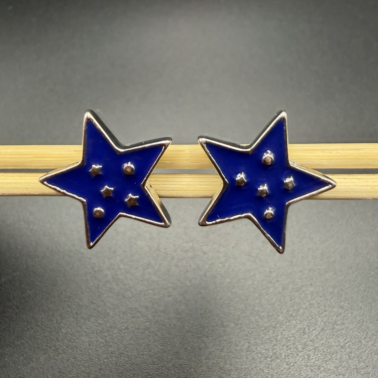 Patriotic USA Blue Enamel 5 Star Silver Tone Stud Earrings Brand New Jewelry
