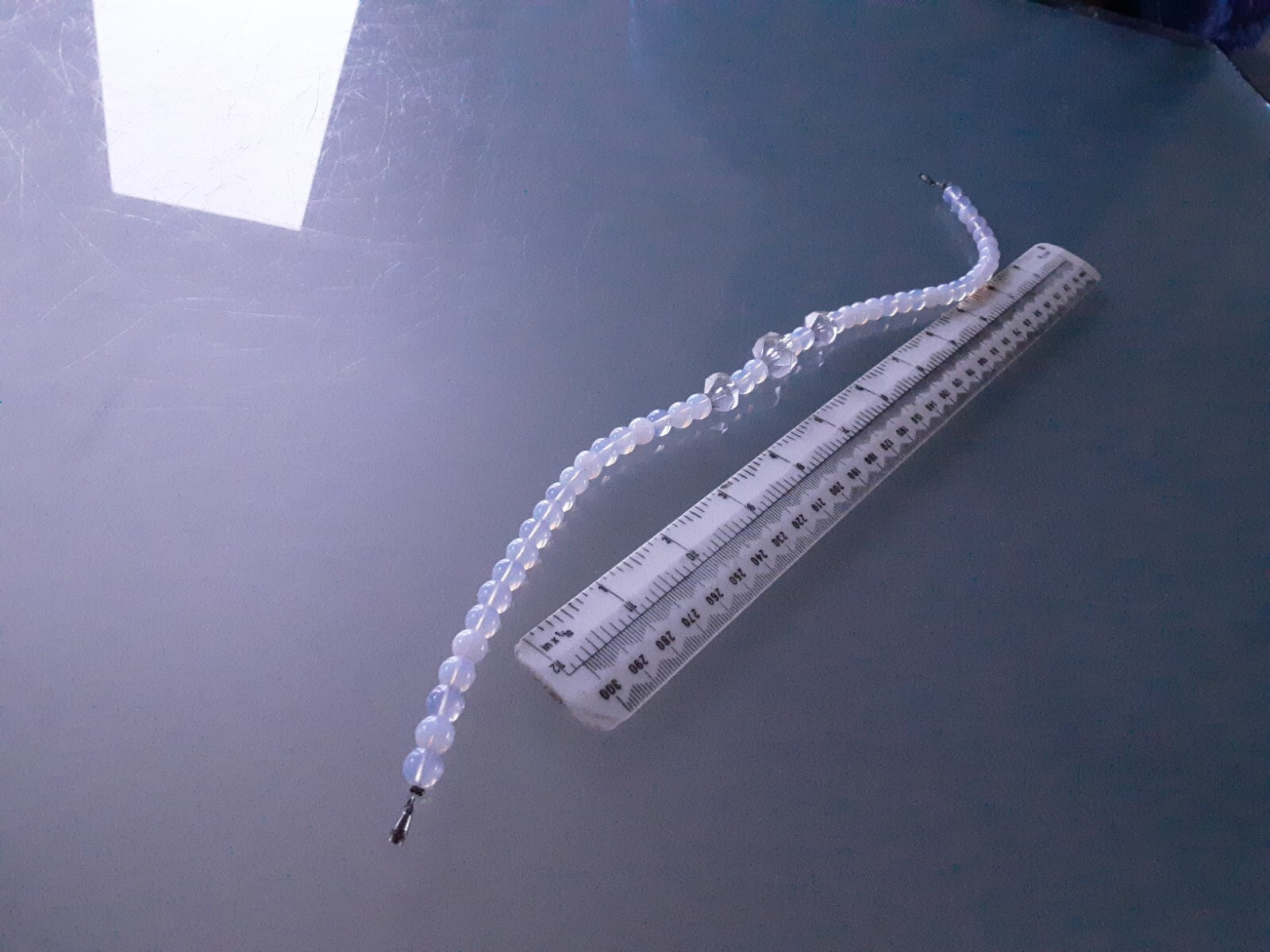 Vintage milky white cloud & Aurora Borealis Crystal Bead Necklace screw faster