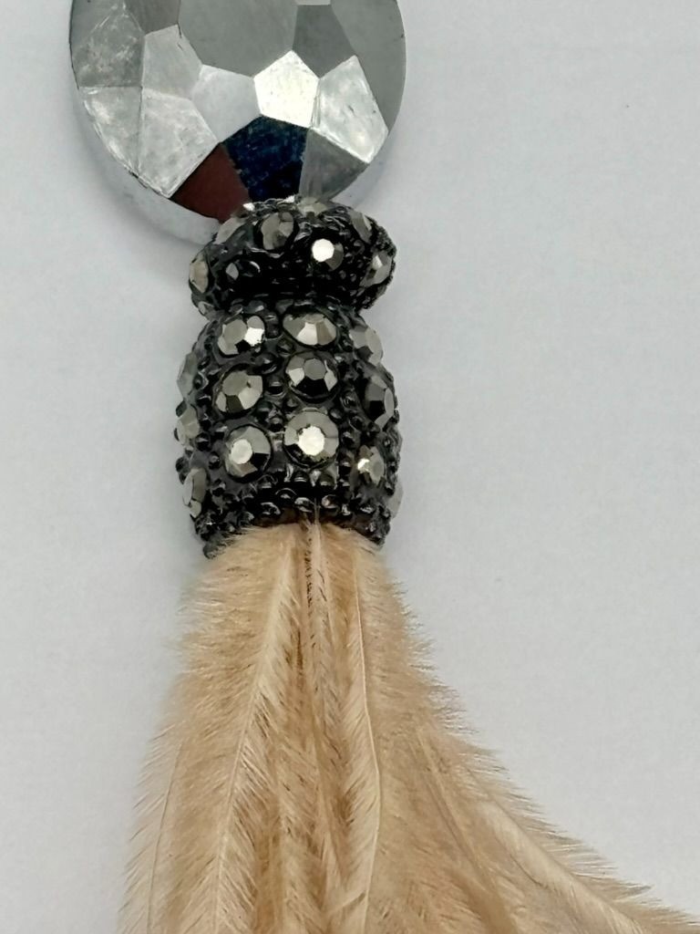 Chico’s Long Beaded Necklace With a Pale Peach Feather Pendant Adjustable Signed