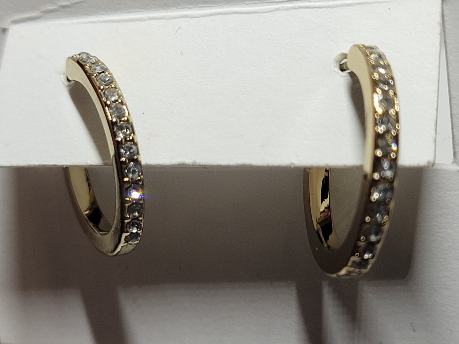 Karl Lagerfeld Paris Extra-Small Pavé Hoop Earrings, 0.35″ (2022) Brand New USA