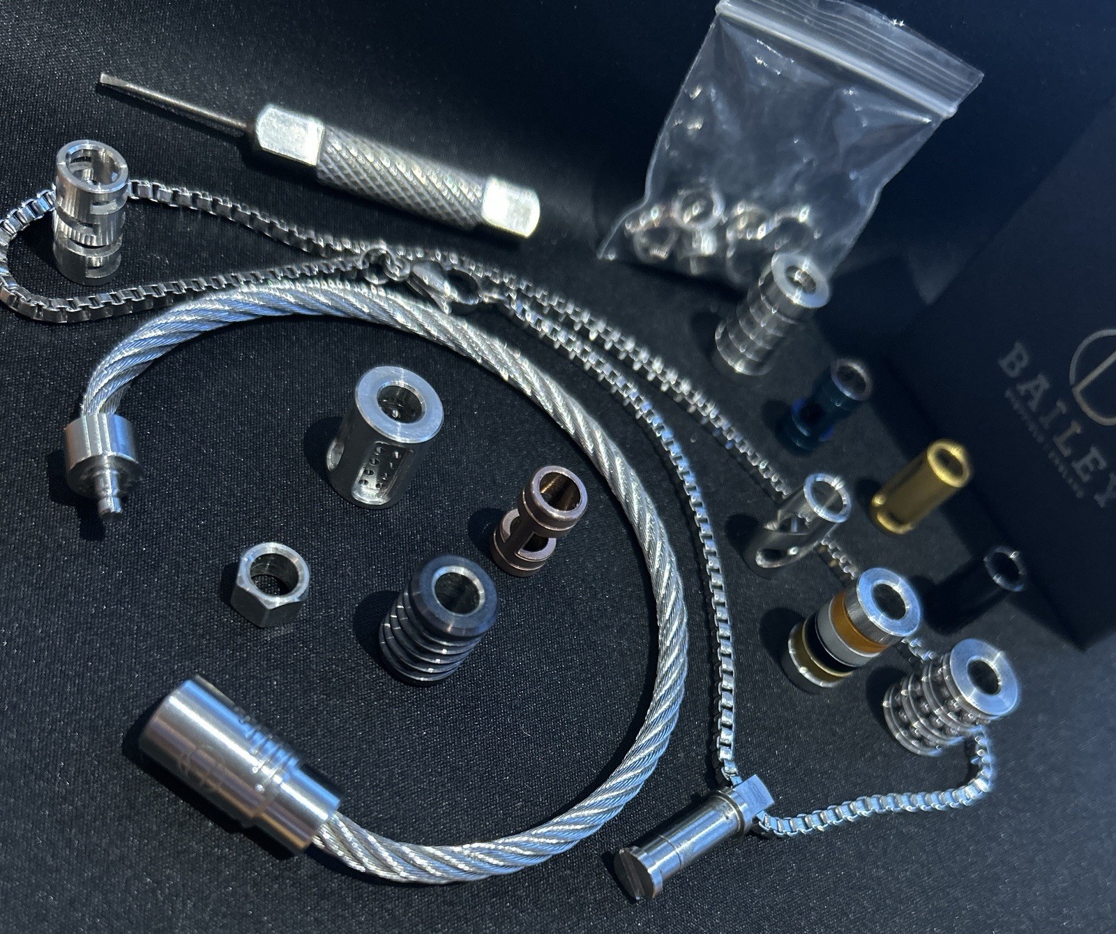 BAILEY OF SHEFFIELD-Stainless Steel CABLE Bracelet & Pendant Converter Necklace