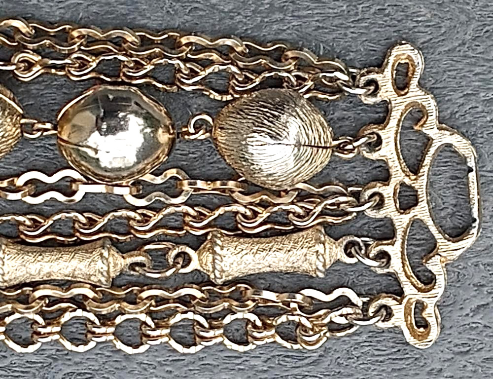Vintage Gold Color Multi Strand Bracelet Textured Beads Bar Links 7″ No Mark