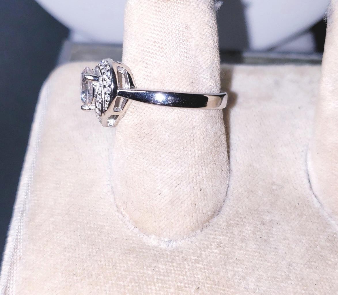 925 Sterling Silver 1 CWT Heart-Shaped C.Z. Ring (Size 7)
