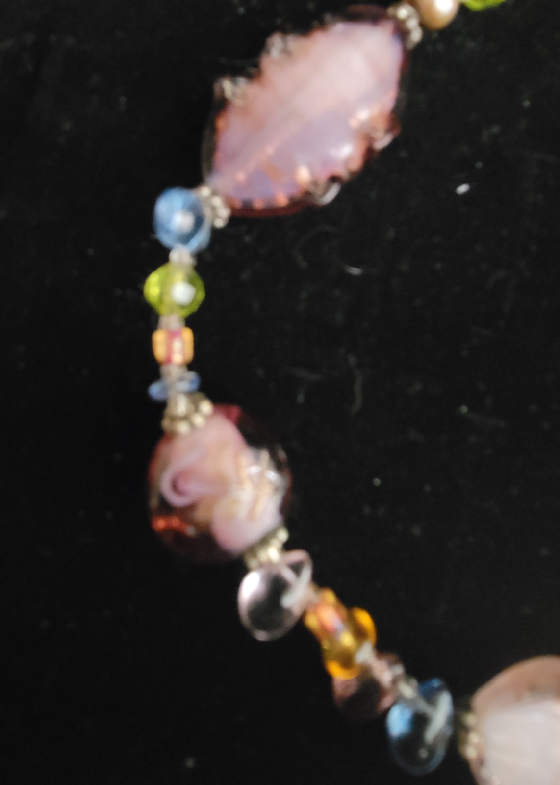 Vintage Premier Designs “Lavender Rose” 16″ Art Glass & Pearl Necklace