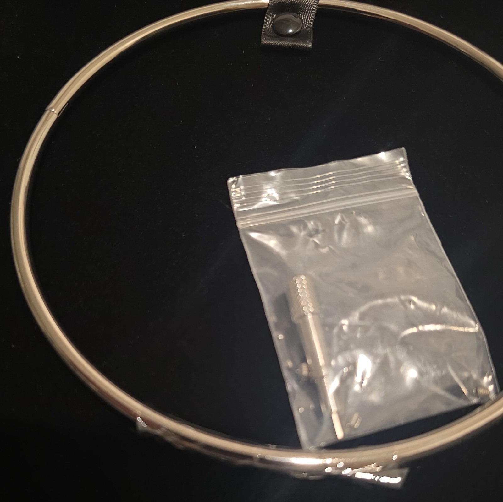18 Inch 6mm Polished Locking Eternity Collar Titanium With Key