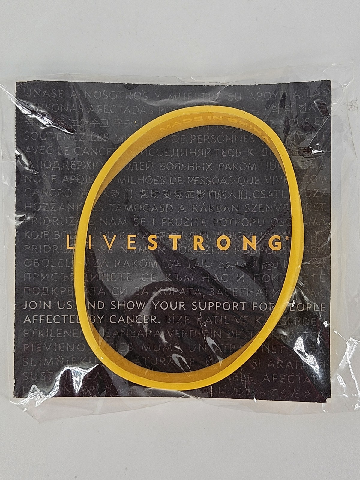 Nike LiveSTRONG Authentic Wristband Rubber Bracelet (Size L/G-XL) 8″/202 mm