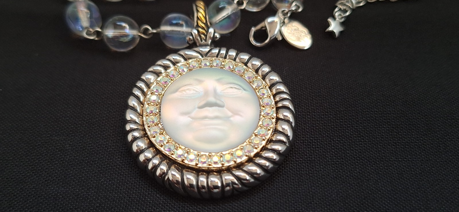 KIRKS FOLLY SEAVIEW OPALESCENT MOON FACE ENHANCER PENDANT ARORA BEAD SILVER GOLD