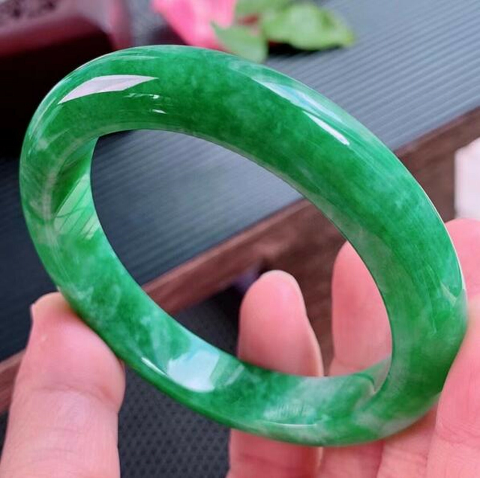 100% Natural Green Jade Gemstone Bangle Bracelet 54-60mm Jewelry AAAAA++
