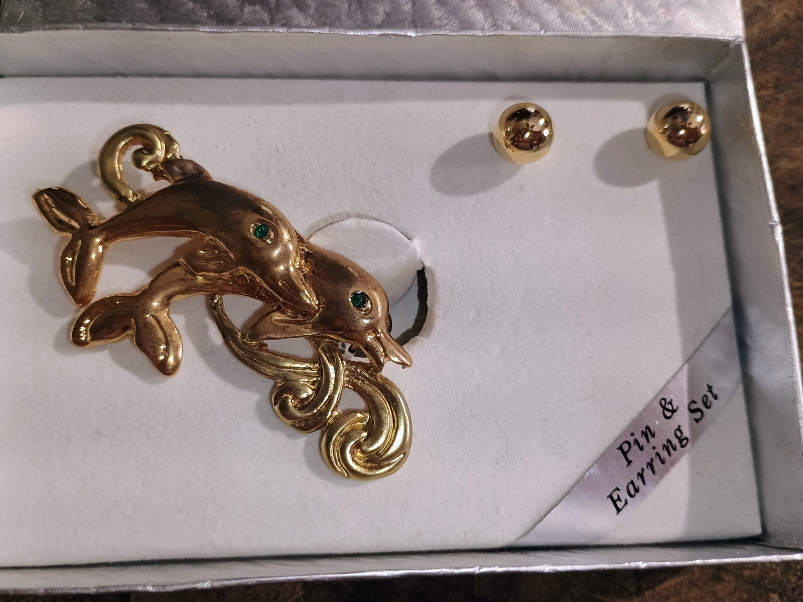 Gold Tone Metal Dolphin Pin & Earring Set, Green Stone Eyes, Animals & Insects