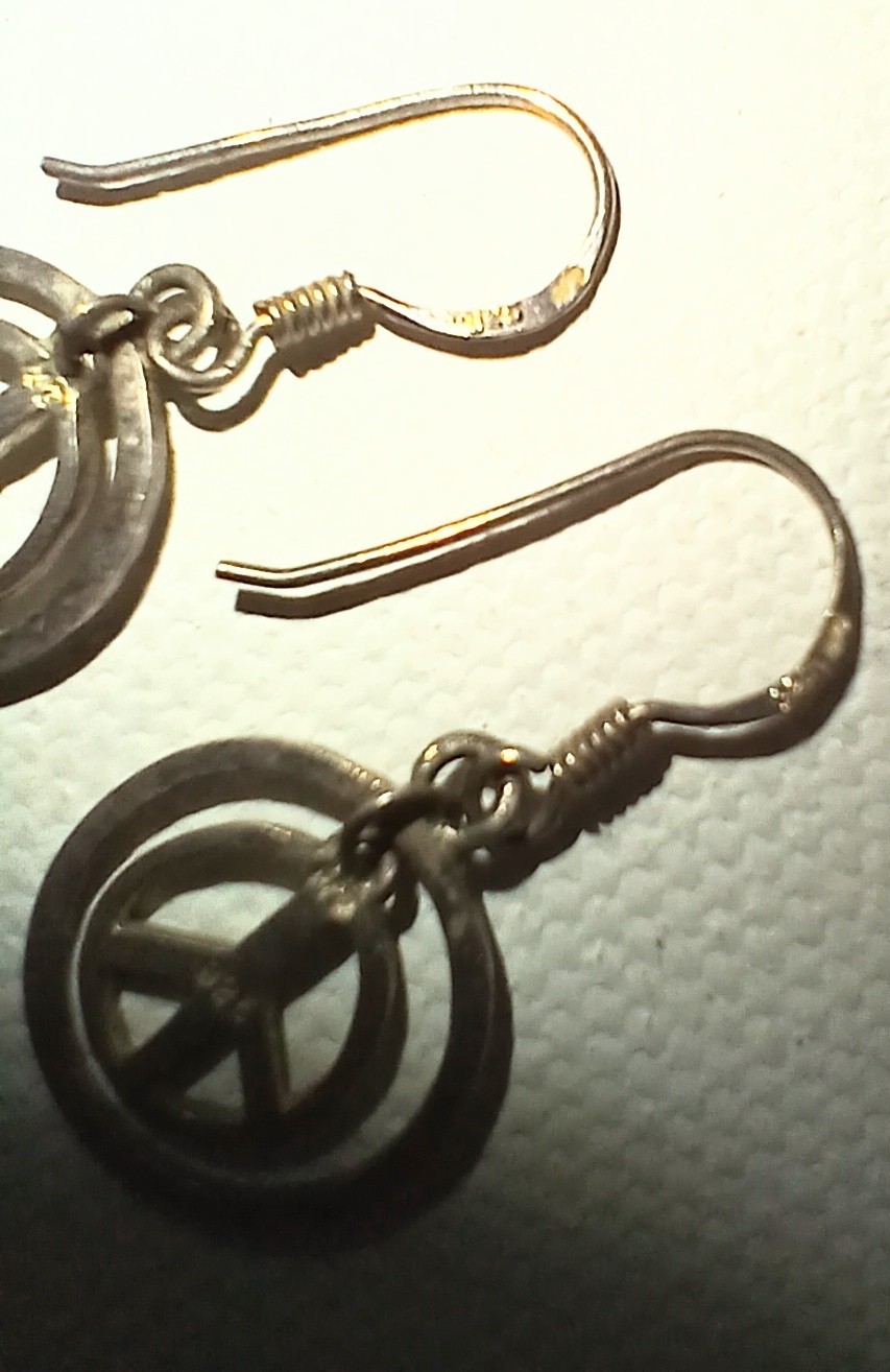 2 Vintage Pairs Of Sterling Siver Earrings – Peace Signs & Sunflowers Marked 925