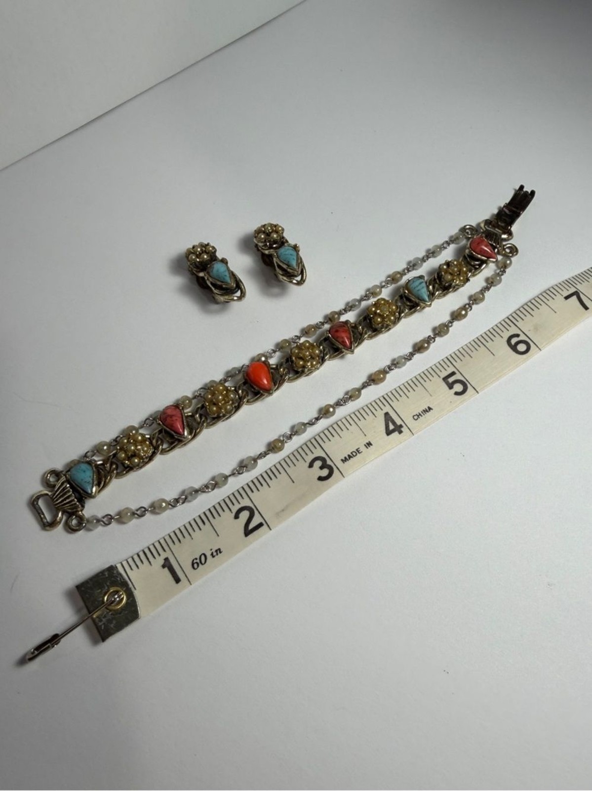 Vintage Gold Tone Faux Turquoise Coral Cabochon Bracelet Earring Set BOHO