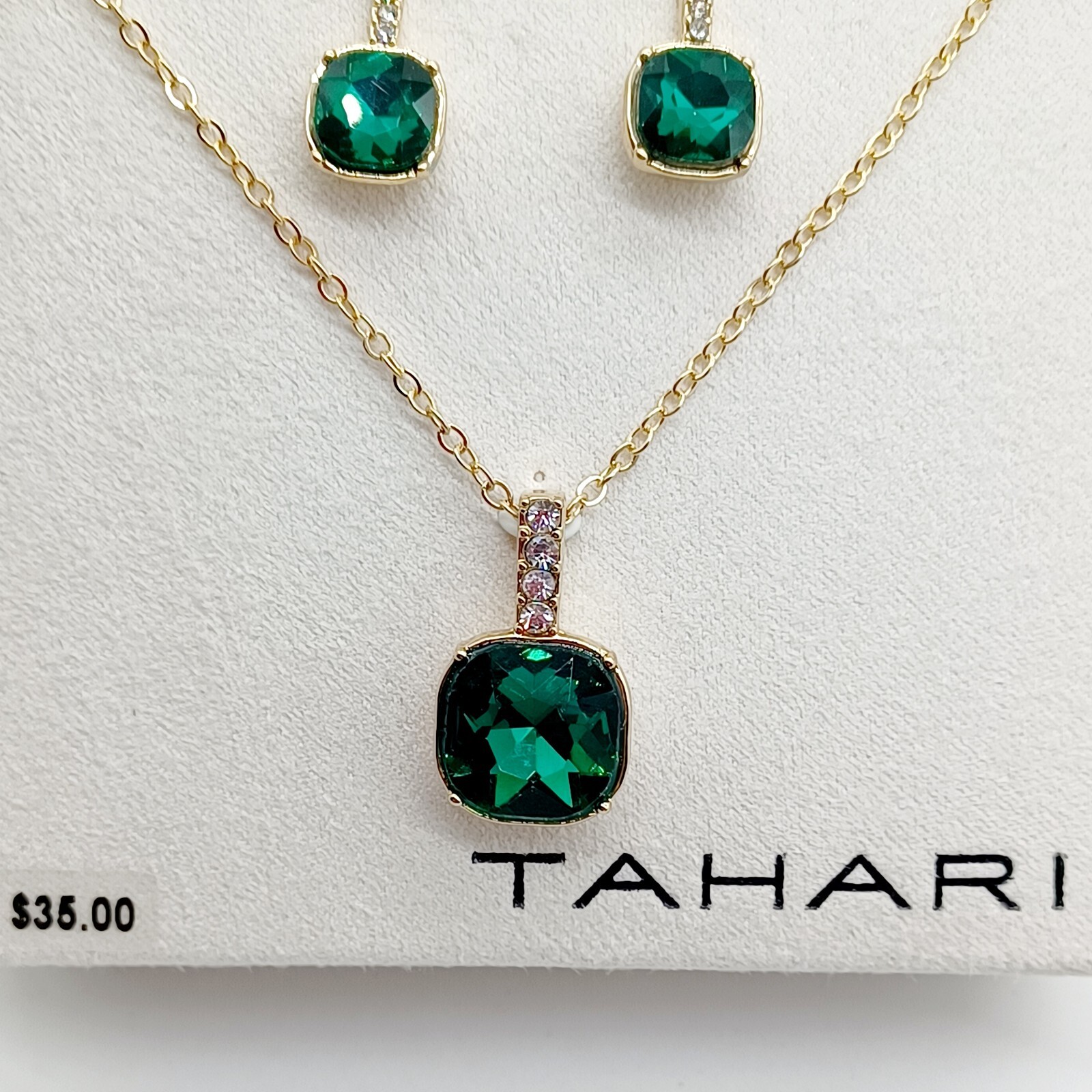 Tahari Emerald Green Stone Goldtone Necklace & Stud Pierced Earrings Set