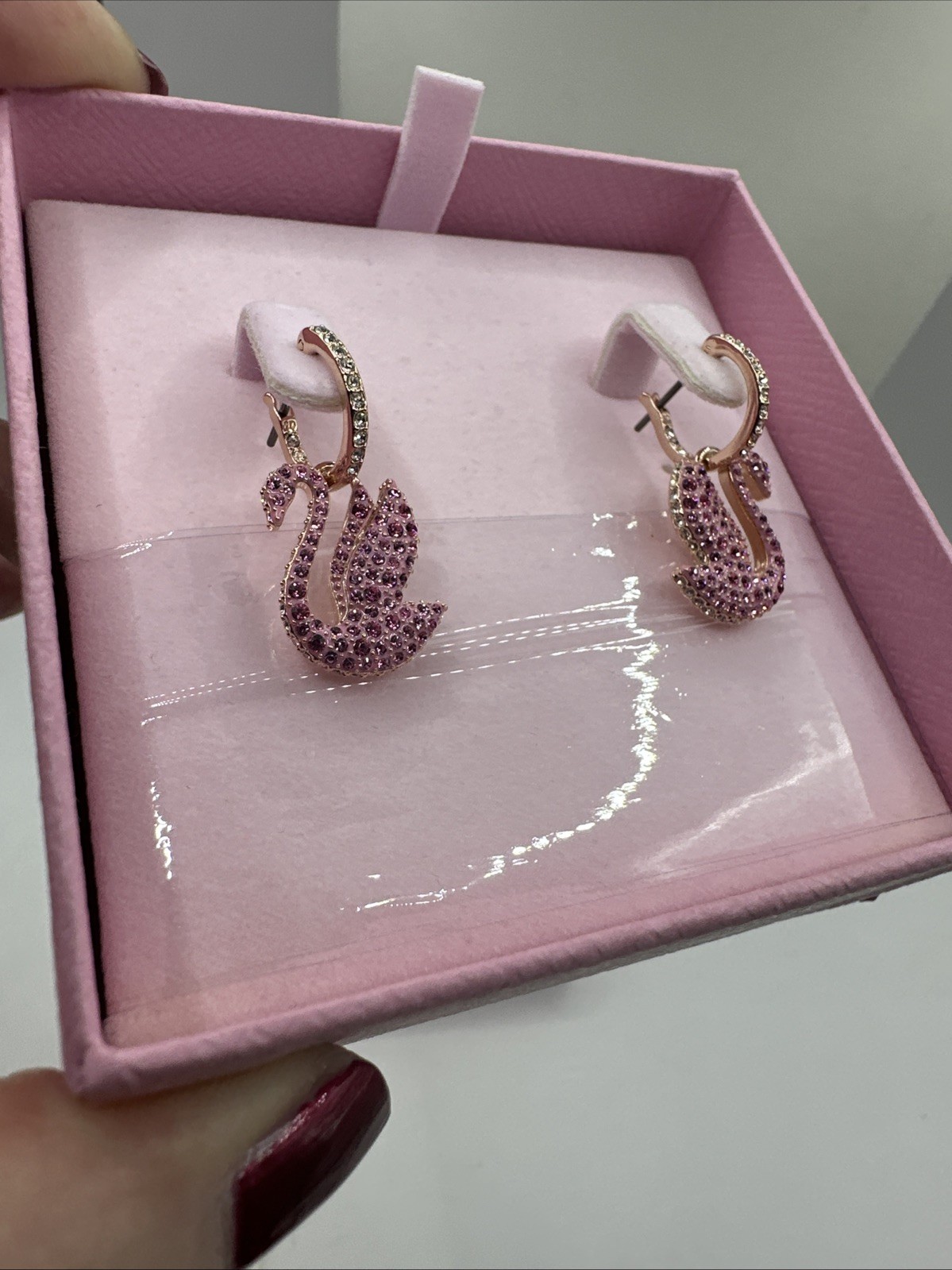 Swarosvki, Classic Swan Pink Crystals and Pink Rose Earrings Gold Plated New