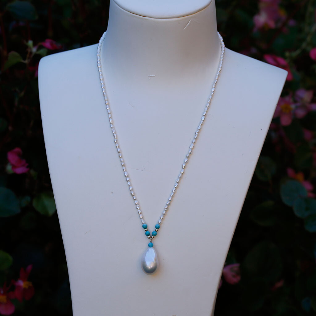 DL84 46cm Elegant White Freshwater pearl necklace 13.8×20.3mm pendant Turquoise