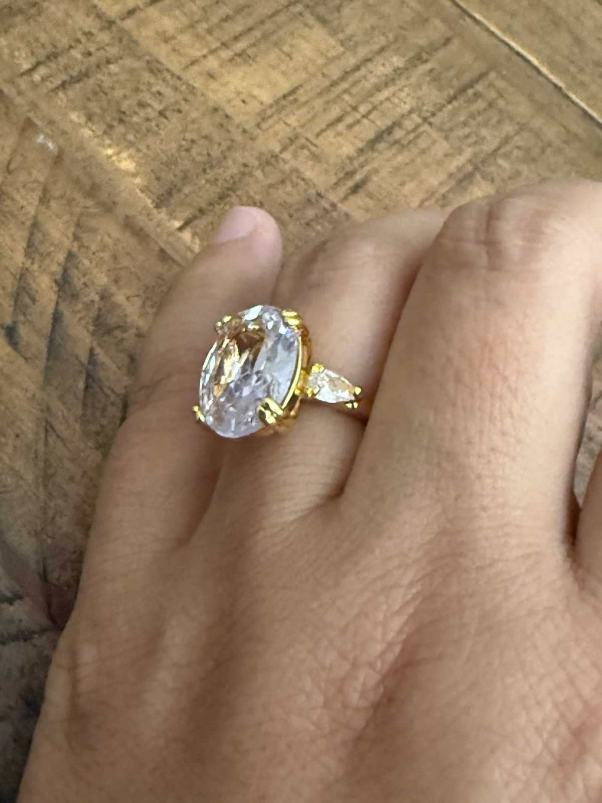 Size 6 Ring 10x14mm Oval Cubic Zirconia Large Solitaire Statement Ring Gift Box
